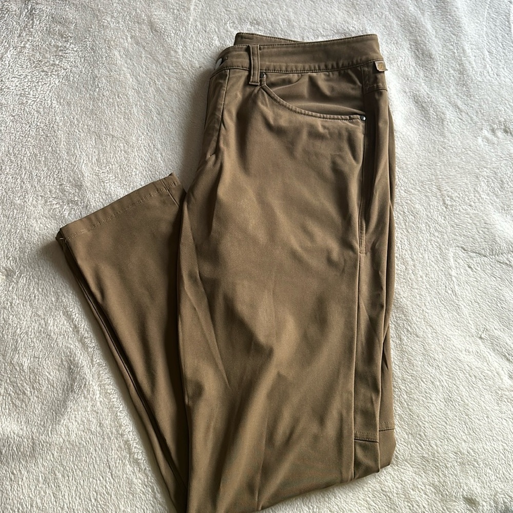 LULULEMON dress pants